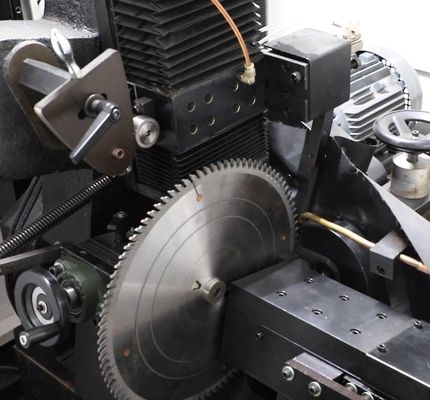 CNC 高精度 プロフェッショナル 刀片 磨き 機械 木工 産業